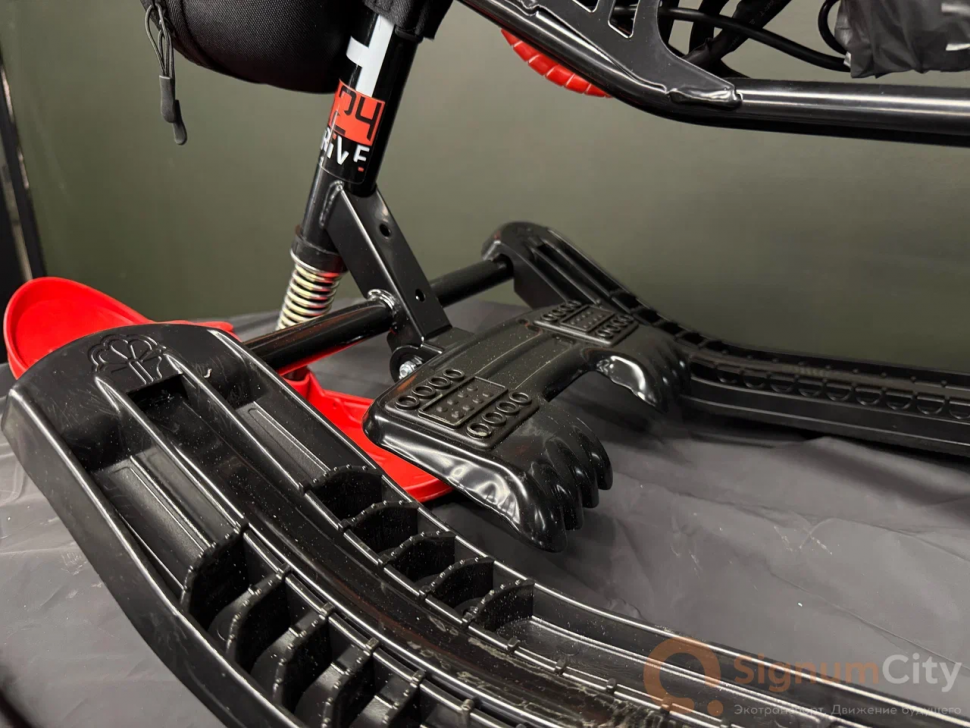 Электроснегокат Snow Razor One (черный)